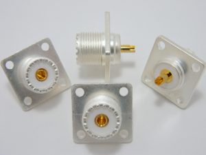 SO-239, UHF-female, silver / Teflon, 4 hole panel mount (P/N: 7511)