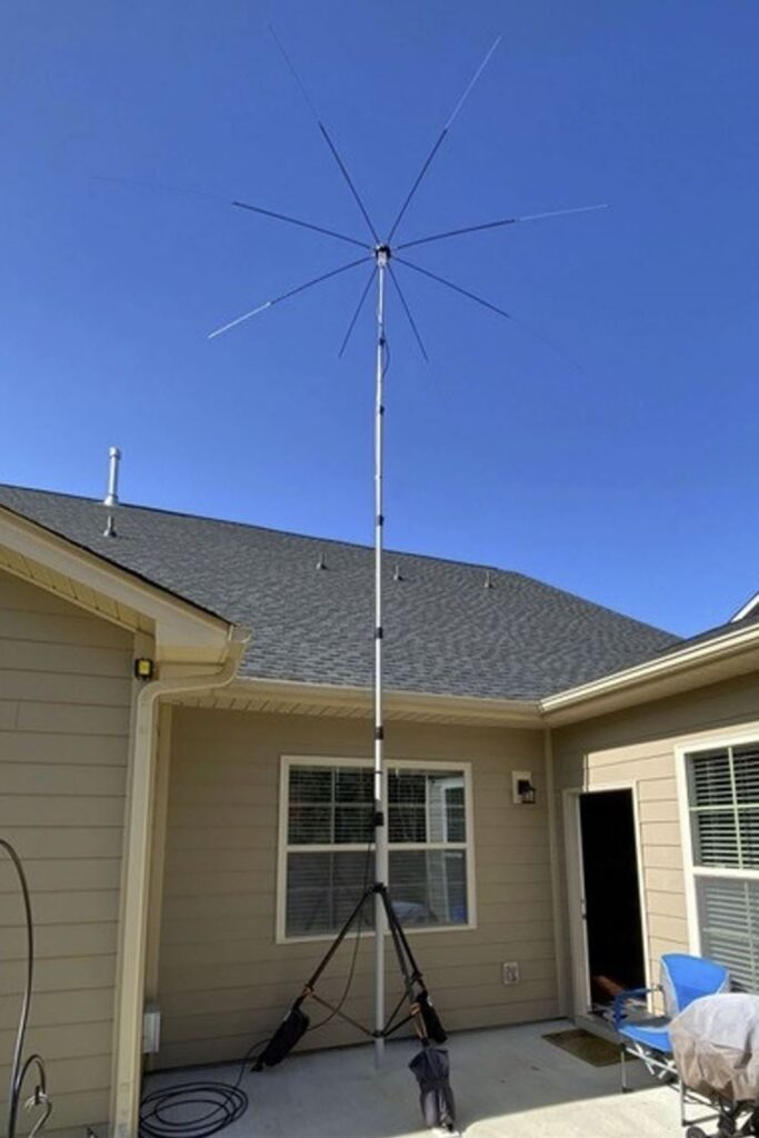 Antenna mast setup for HOA situation 1500x1000 - Max-Gain Systems, Inc.