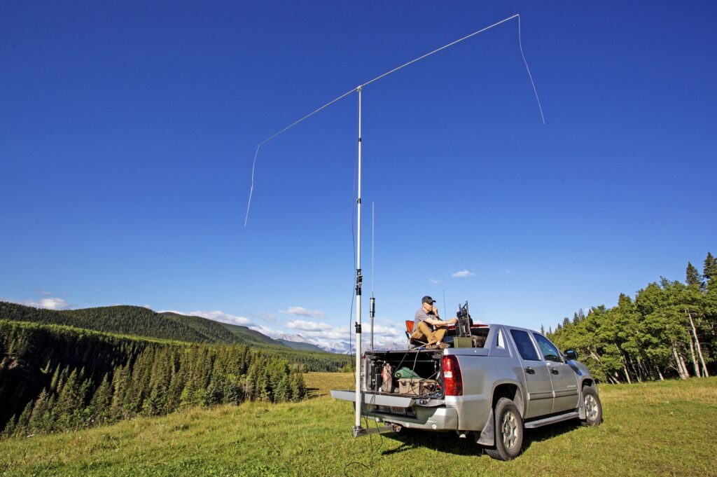Jerry Clements VE6AB MK-4-HD 25 foot Fiberglass Push Up Mast for mobile radio operation - Max-Gain systems, Inc